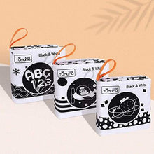 Lade das Bild in den Galerie-Viewer, 3 livres en tissu doux pour bébé - 9mois et moi