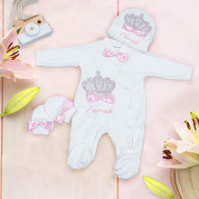 Charger l&#39;image dans la galerie, Ensemble Barboteuse personnalisé , Chapeau et Moufles, pour Bébé
