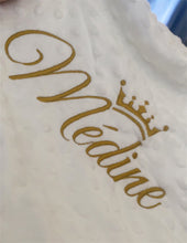 Lade das Bild in den Galerie-Viewer, personalisierte Babydecke
