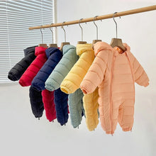 Charger l&#39;image dans la galerie, Combinaison d&#39;Hiver pour Bébé - Peluche Épaisse avec Capuche
