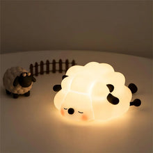 Charger l&#39;image dans la galerie, Veilleuse LED Animaux - Lampe de Chevet USB pour Bébé et Enfants
