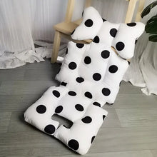 Lade das Bild in den Galerie-Viewer, Kinderwagen-Sitzkissen 
