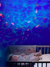Lade das Bild in den Galerie-Viewer, Lampe Veilleuse - Projecteur Vagues Océan - 9mois et moi
