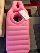 Lade das Bild in den Galerie-Viewer, Matelas De Grossesse à Trou Pour Femme Enceinte - 9mois et moi
