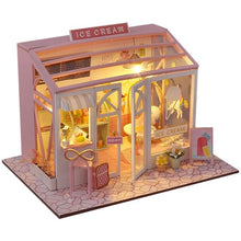 Lade das Bild in den Galerie-Viewer, Ozean Miniatur Puppenhaus 
