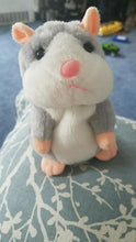 Lade das Bild in den Galerie-Viewer, PELUCHE QUI PARLE - HAMSTER - 9mois et moi
