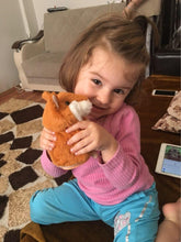 Lade das Bild in den Galerie-Viewer, PELUCHE QUI PARLE - HAMSTER - 9mois et moi
