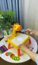 Lade das Bild in den Galerie-Viewer, Zeichenbrett mit LED-Projektor für Kinder 
